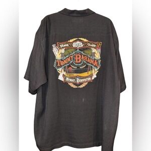 Tommy Bahama Black Silk Fully Embroidered Back Button Up Shirt.  Size XL I4